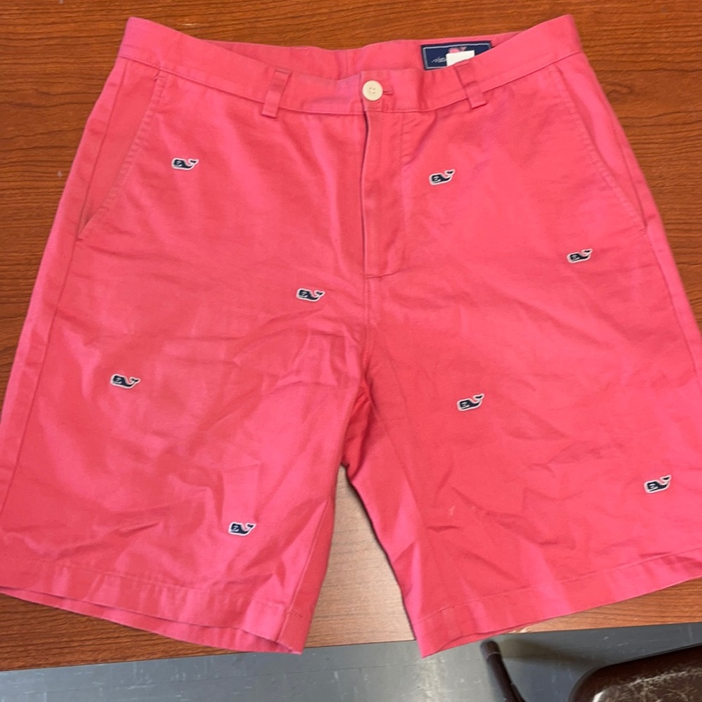 Vineyard Vines 9” Breaker Whale‎ Embroidered Shorts